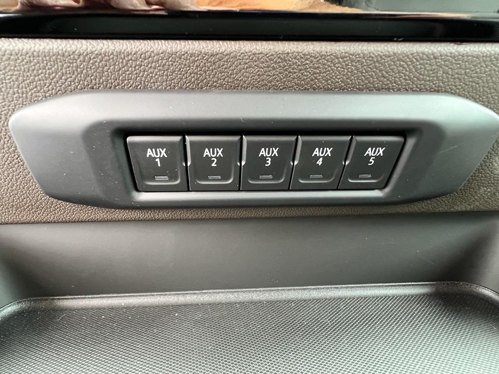 new 2025 Chevrolet Silverado 2500 car, priced at $69,420