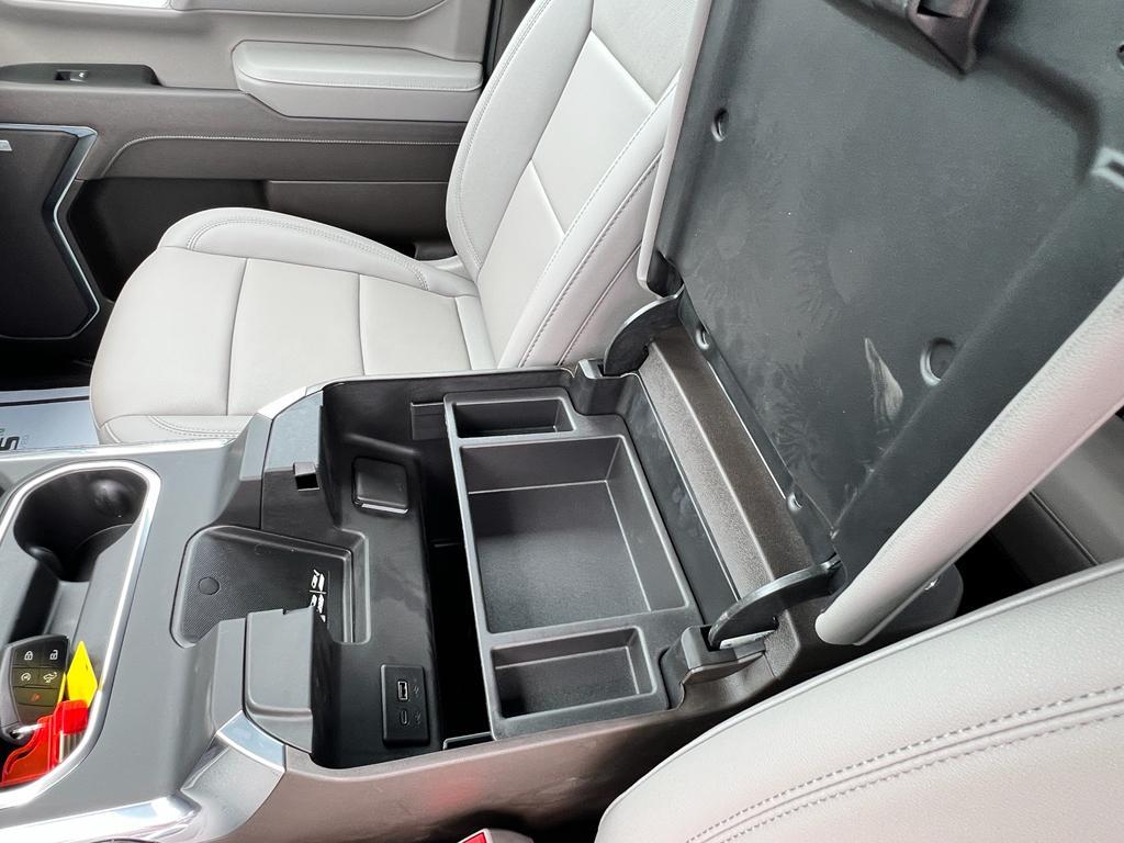 new 2025 Chevrolet Silverado 2500 car, priced at $69,420