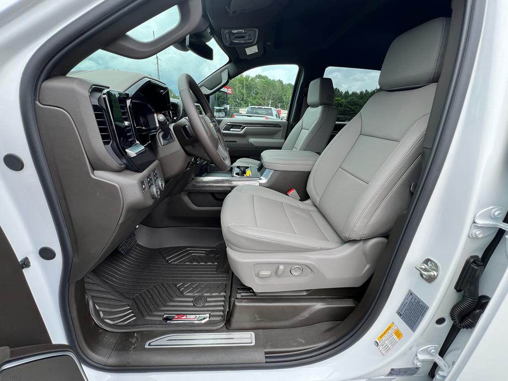 new 2025 Chevrolet Silverado 2500 car, priced at $69,420