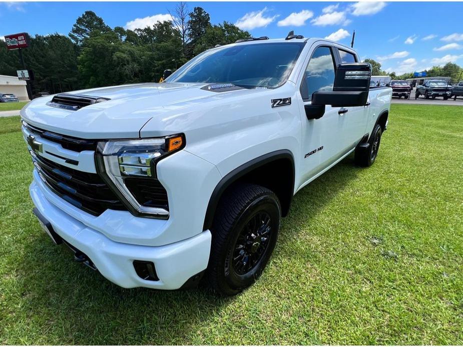 new 2024 Chevrolet Silverado 2500 car, priced at $75,055