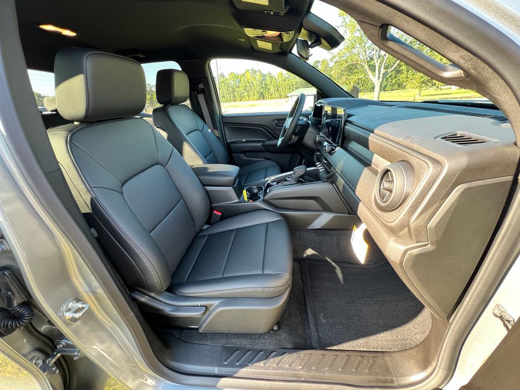 new 2026 Chevrolet Colorado car, priced at $45,435