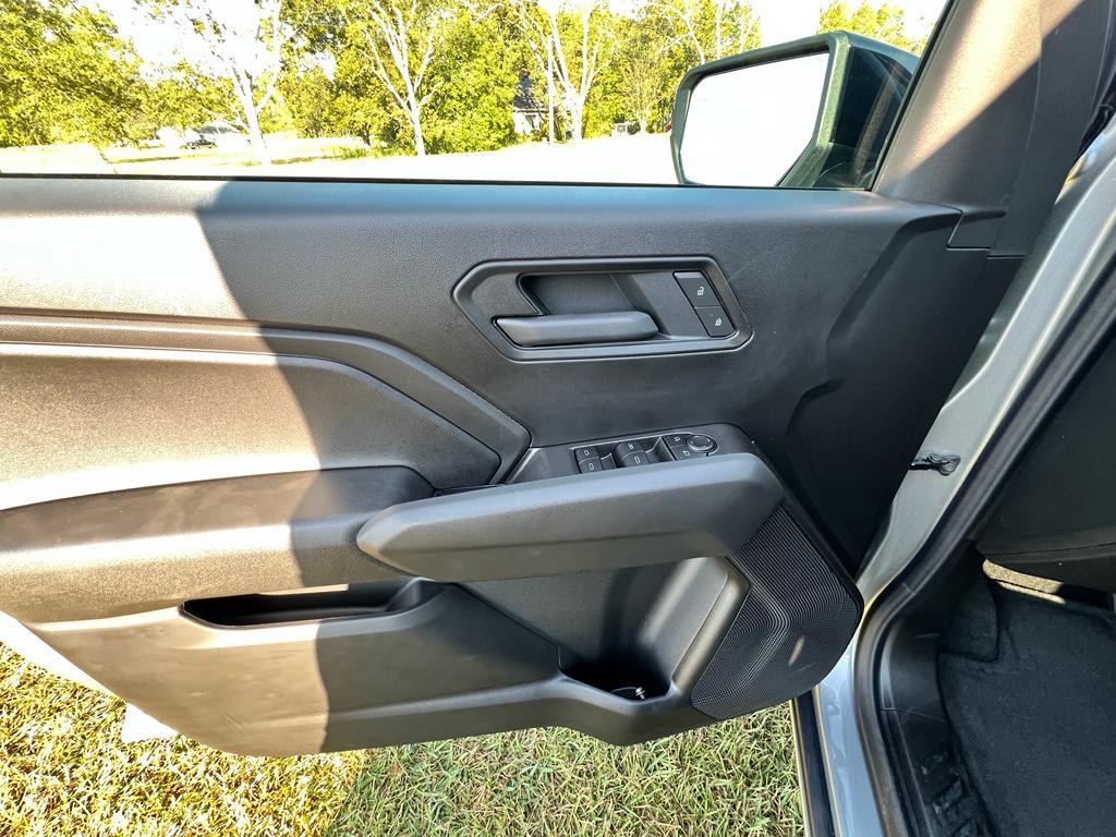 new 2026 Chevrolet Colorado car, priced at $45,435