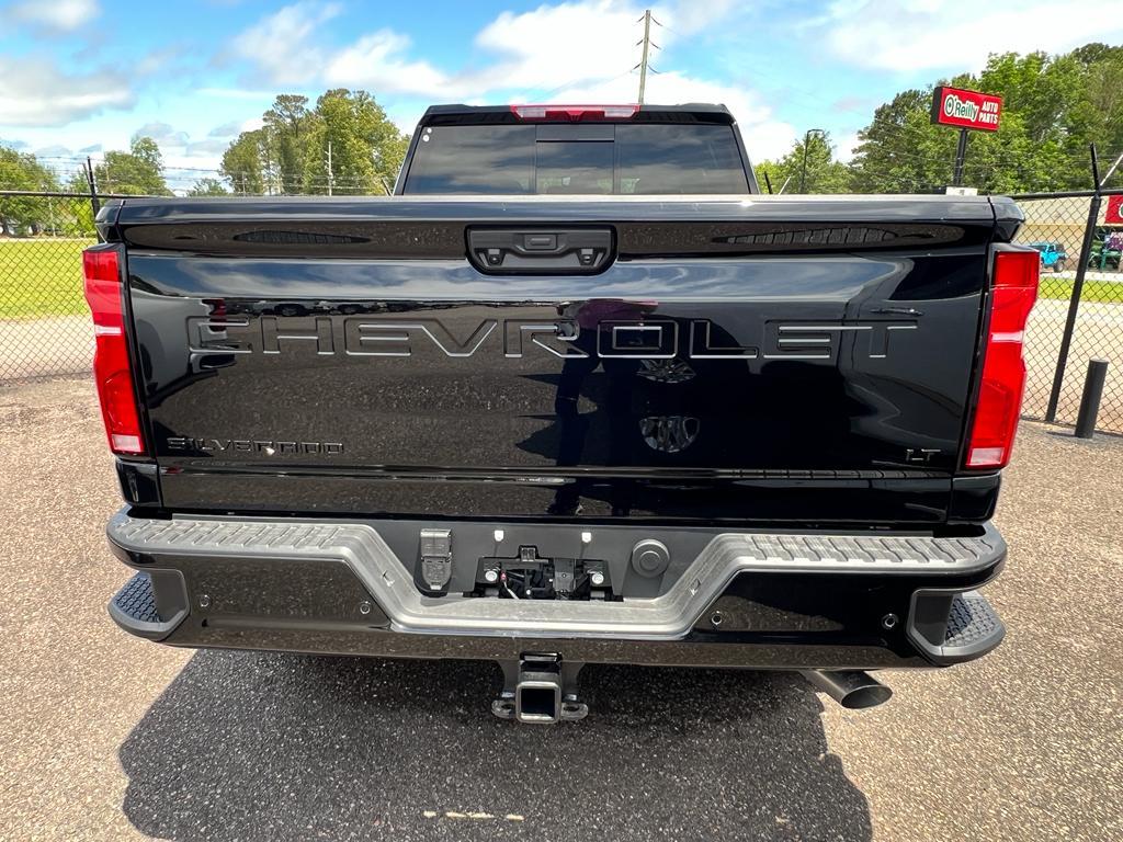 new 2025 Chevrolet Silverado 2500 car, priced at $67,970