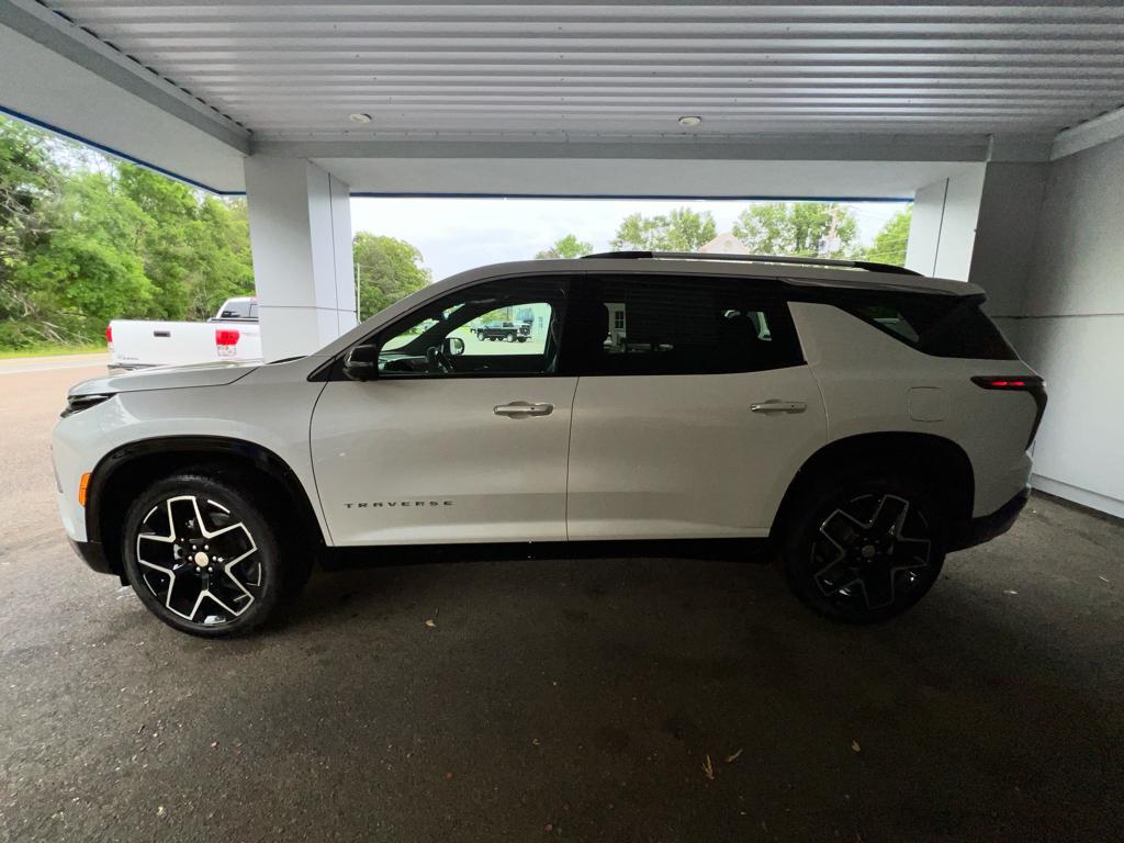 new 2025 Chevrolet Traverse car, priced at $56,330