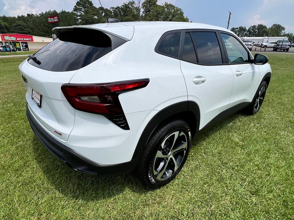 new 2025 Chevrolet Trax car, priced at $24,330