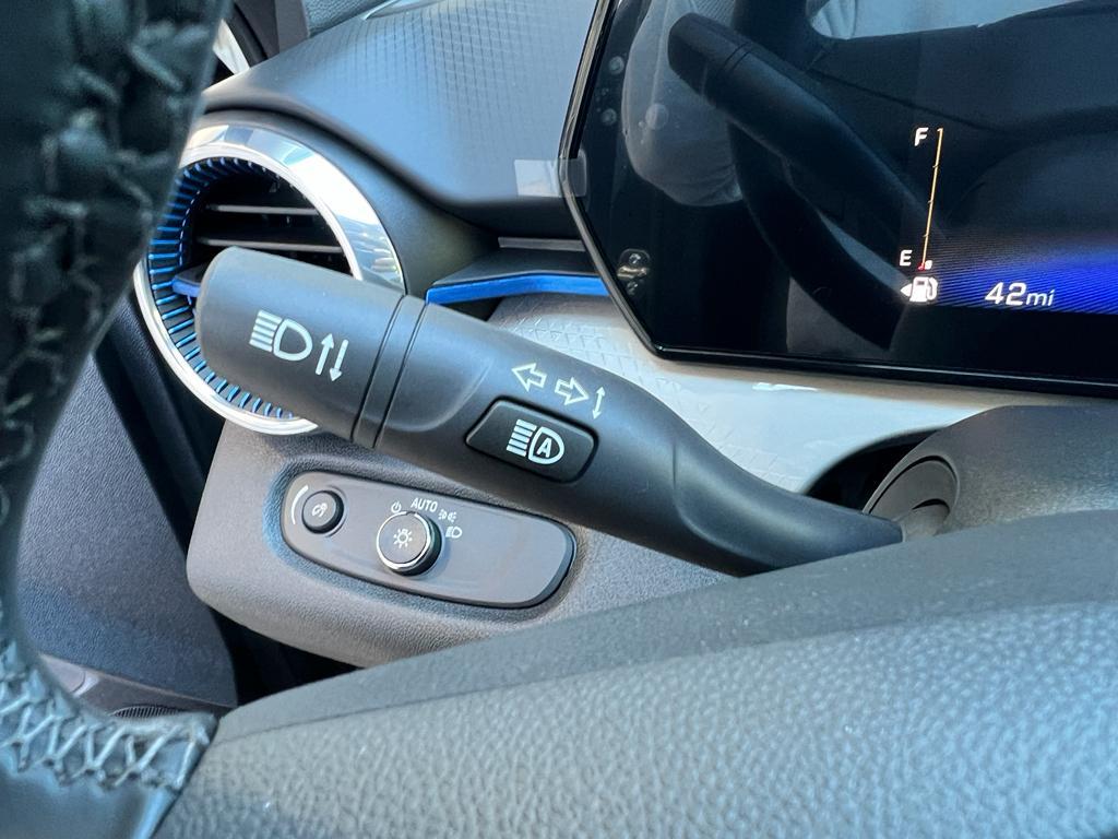 new 2026 Chevrolet Trax car, priced at $25,925