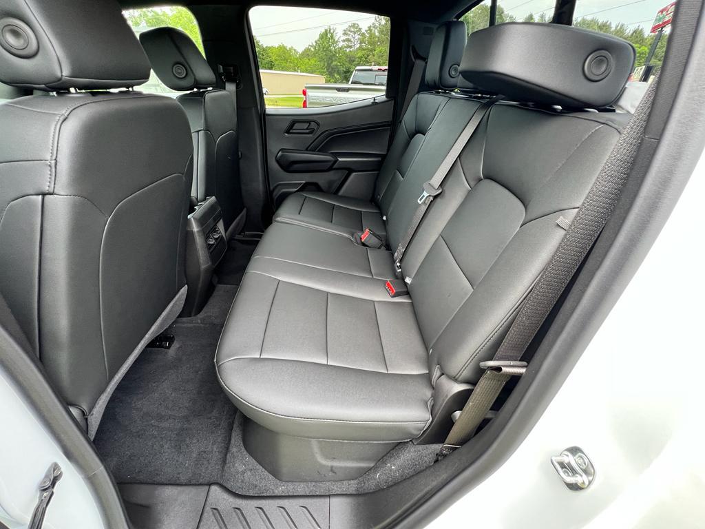 new 2025 Chevrolet Colorado car, priced at $33,635