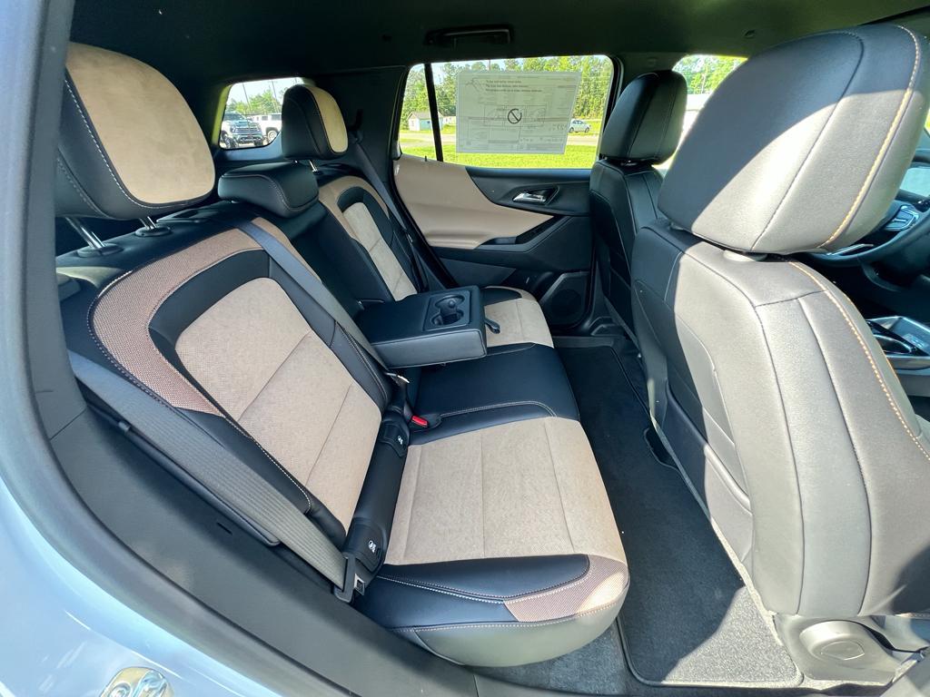 new 2026 Chevrolet Equinox car, priced at $36,375