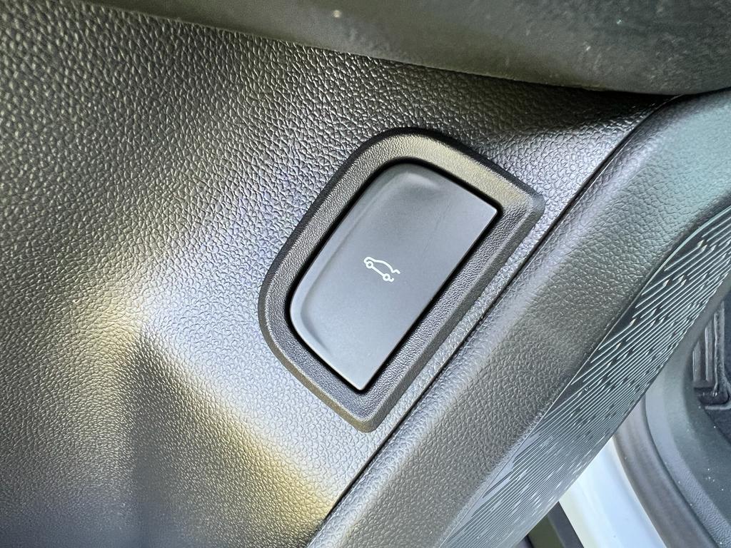 new 2026 Chevrolet Equinox car, priced at $36,375