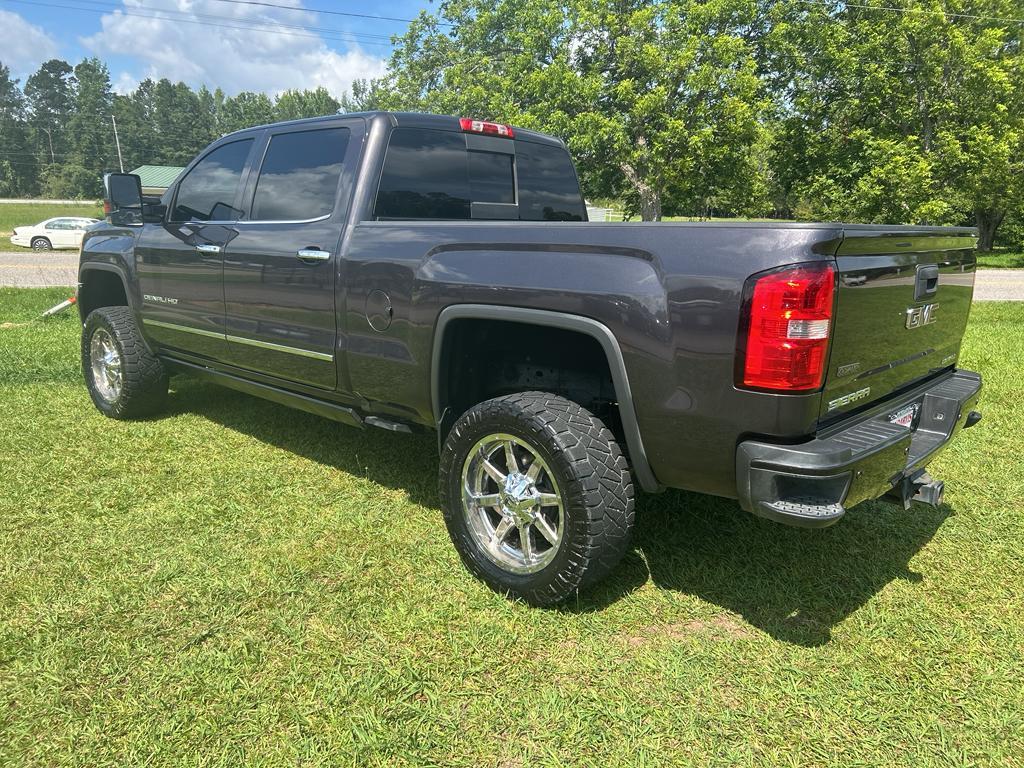used 2015 GMC Sierra 2500 car, priced at $40,285