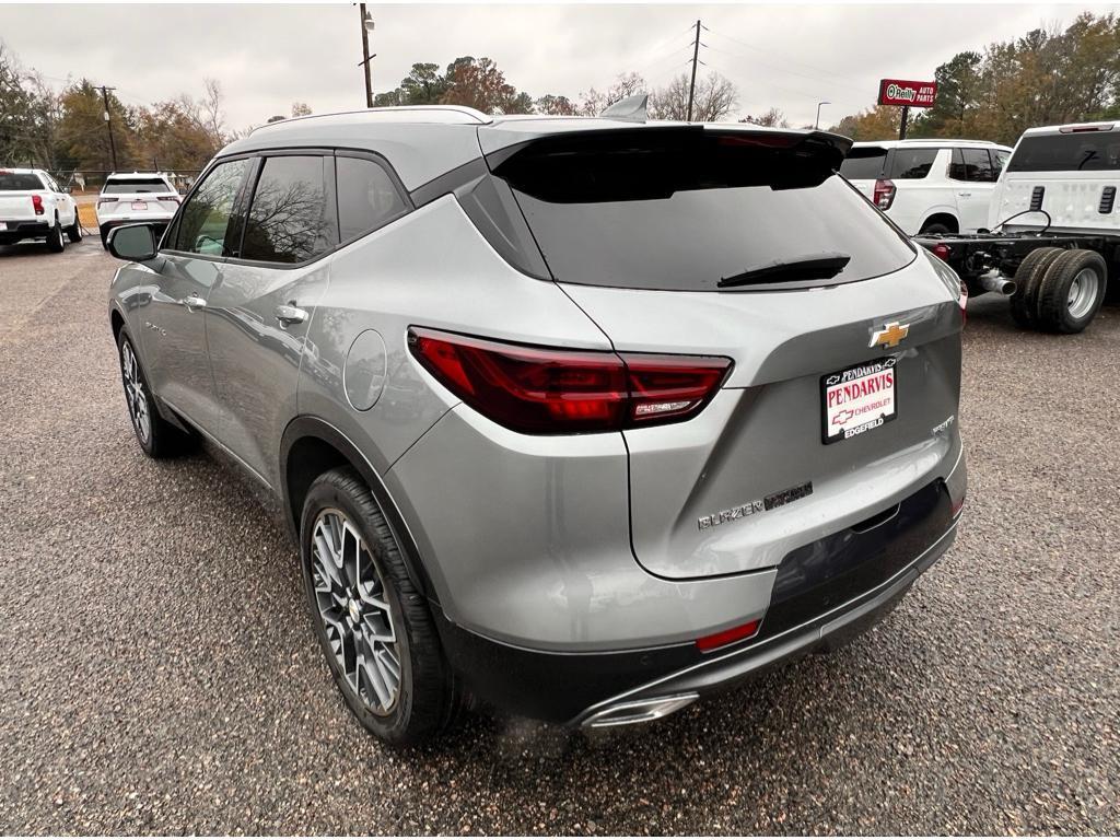 new 2025 Chevrolet Blazer car, priced at $49,605