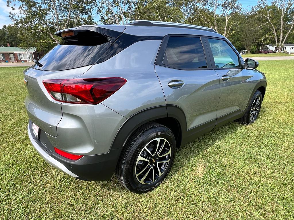 new 2026 Chevrolet TrailBlazer car, priced at $27,220
