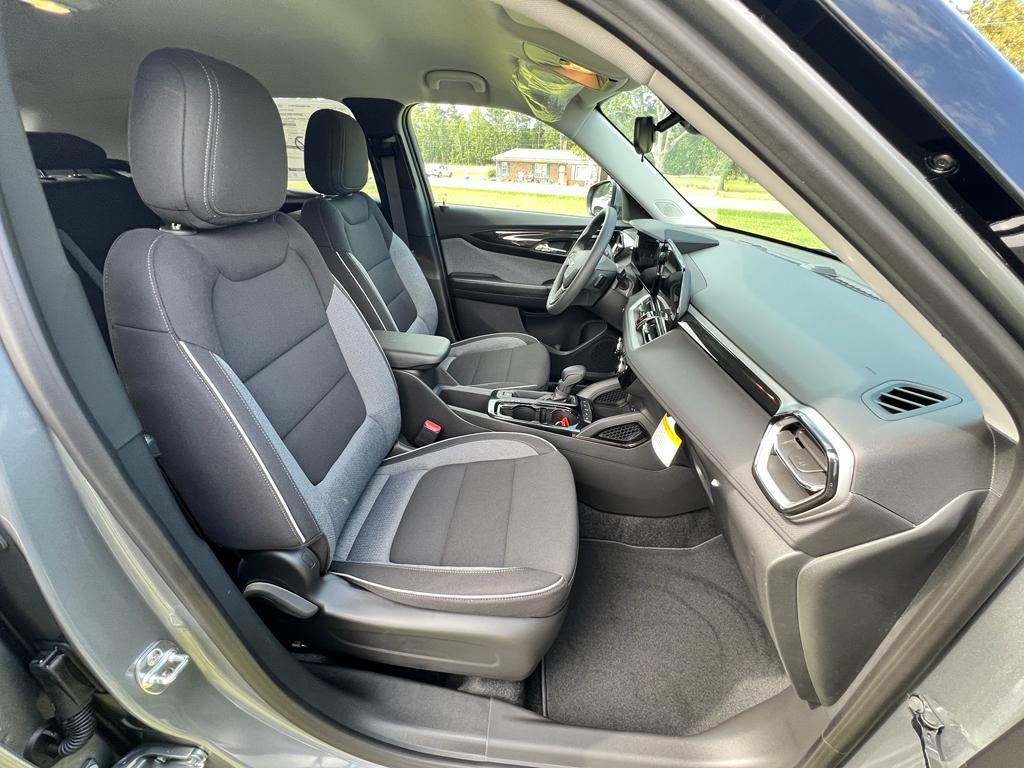 new 2026 Chevrolet TrailBlazer car, priced at $27,220