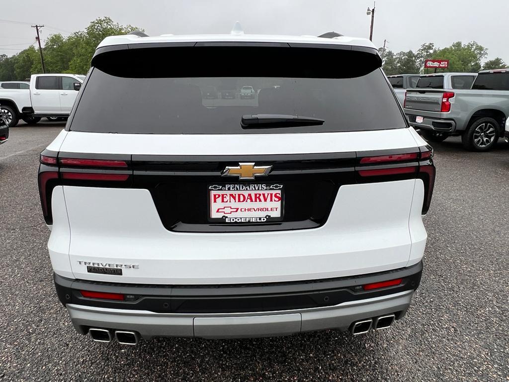 new 2025 Chevrolet Traverse car, priced at $42,735