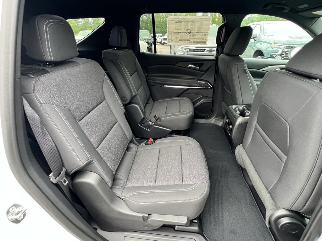 new 2025 Chevrolet Traverse car, priced at $42,735