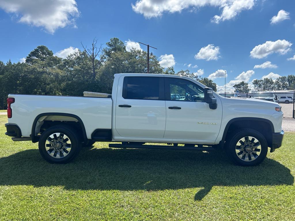 used 2022 Chevrolet Silverado 2500 car, priced at $35,726