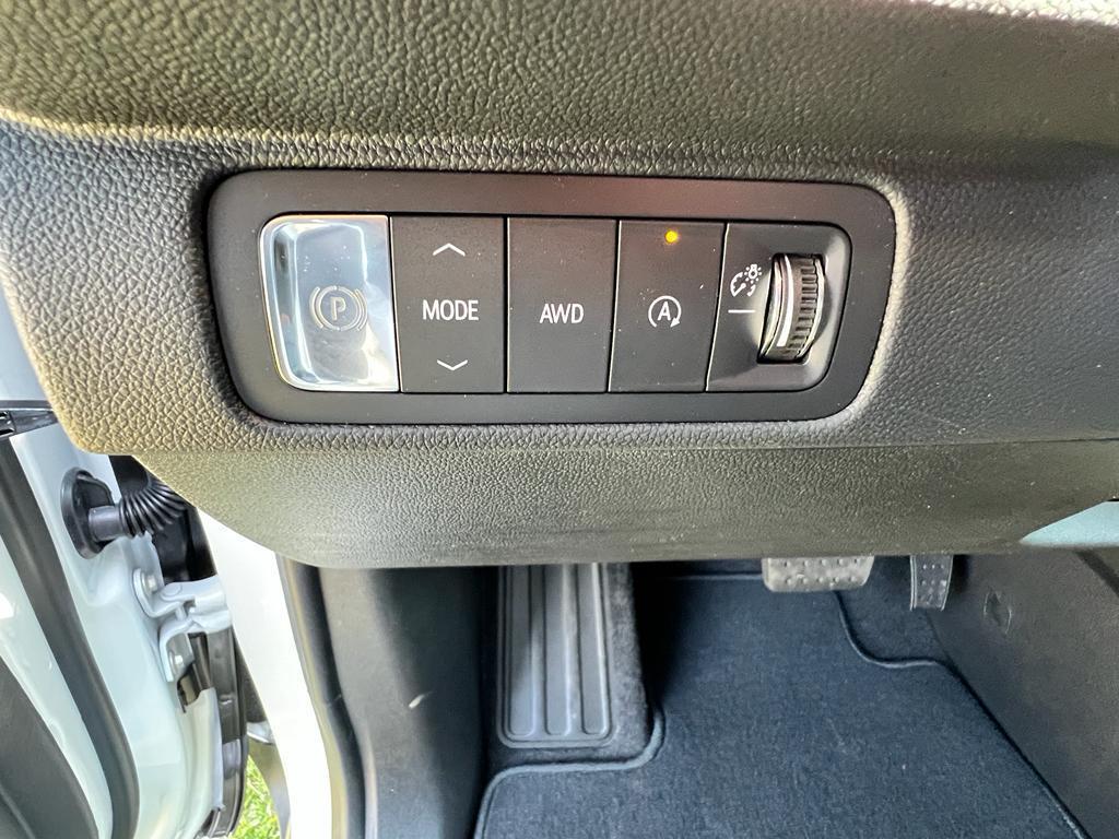 new 2025 Chevrolet Traverse car, priced at $50,730