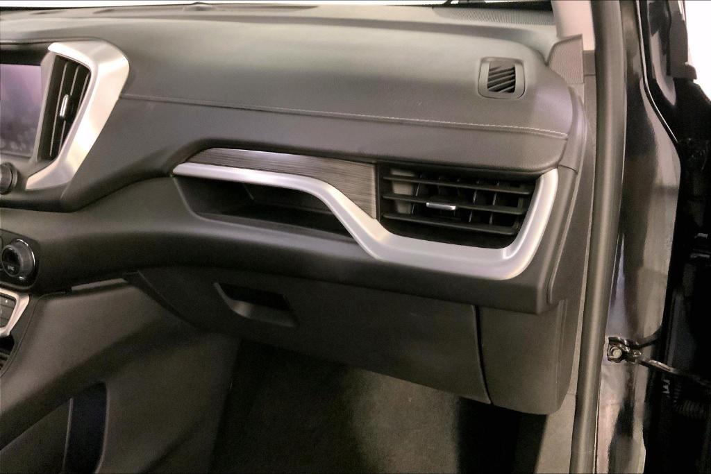 used 2024 GMC Terrain car, priced at $26,000