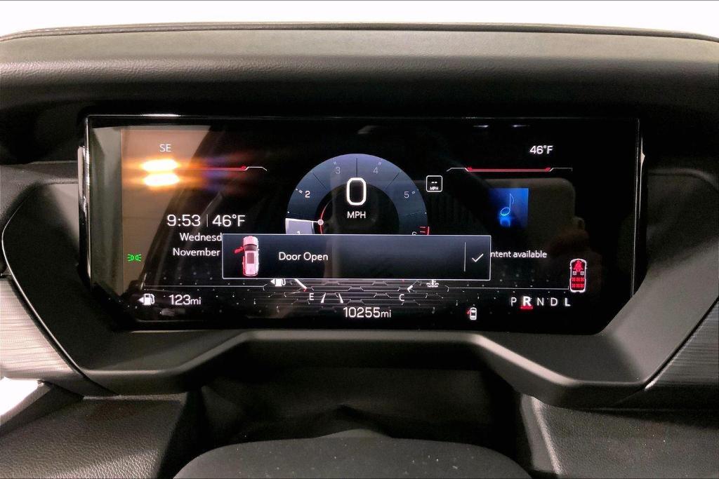 used 2025 GMC Acadia car, priced at $30,500