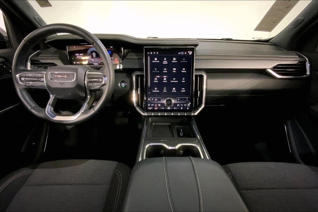 used 2025 GMC Acadia car, priced at $30,500