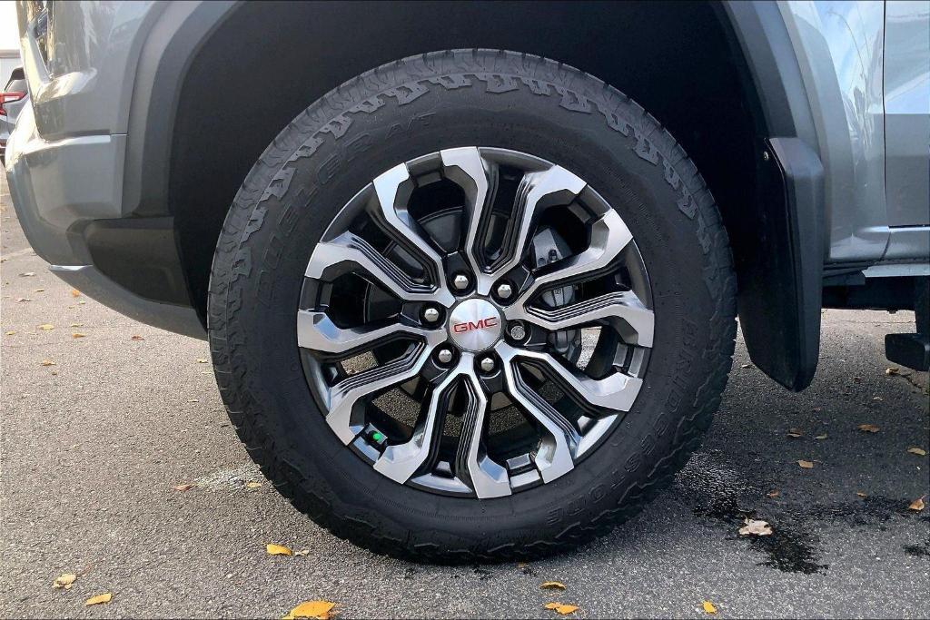 used 2024 GMC Canyon car, priced at $45,000