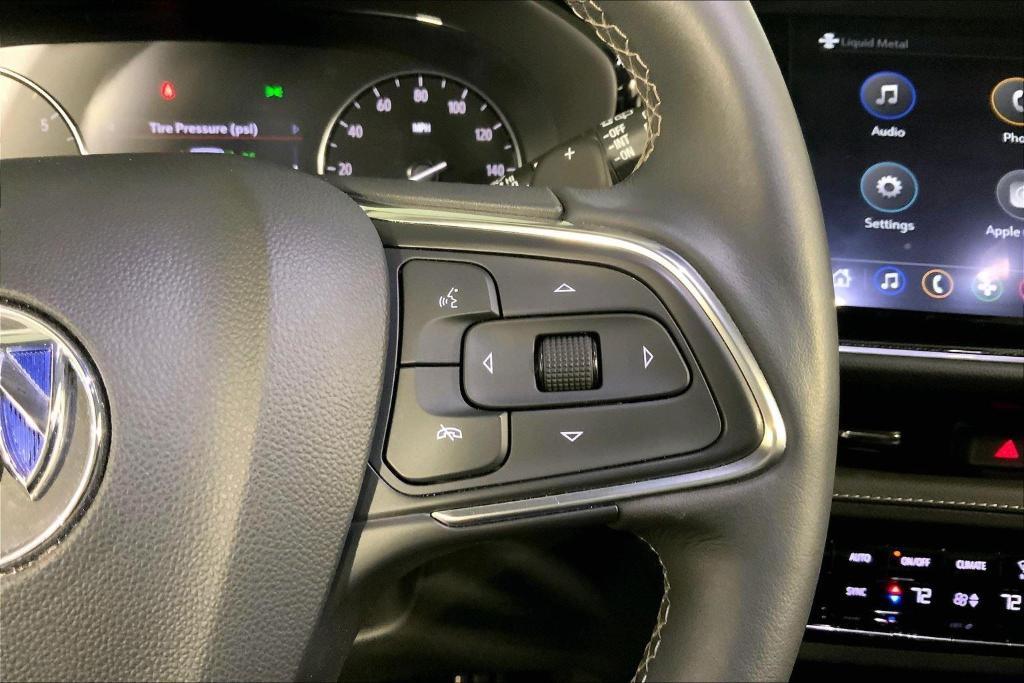 used 2022 Buick Envision car, priced at $23,000