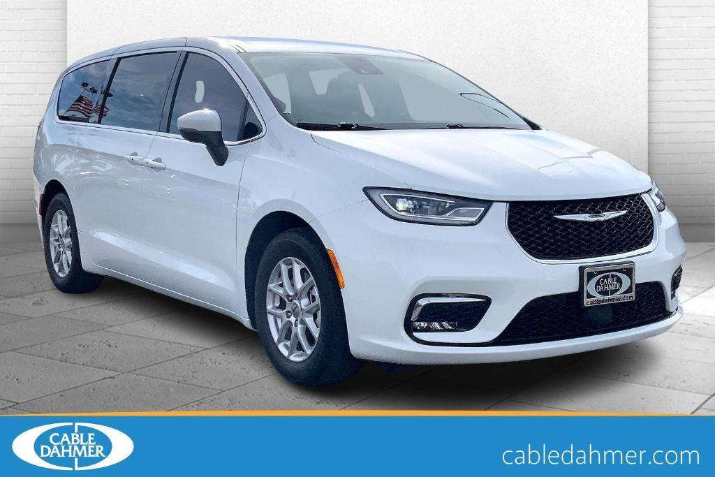 used 2023 Chrysler Pacifica car, priced at $25,000