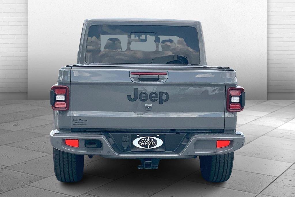 used 2022 Jeep Gladiator car, priced at $33,500