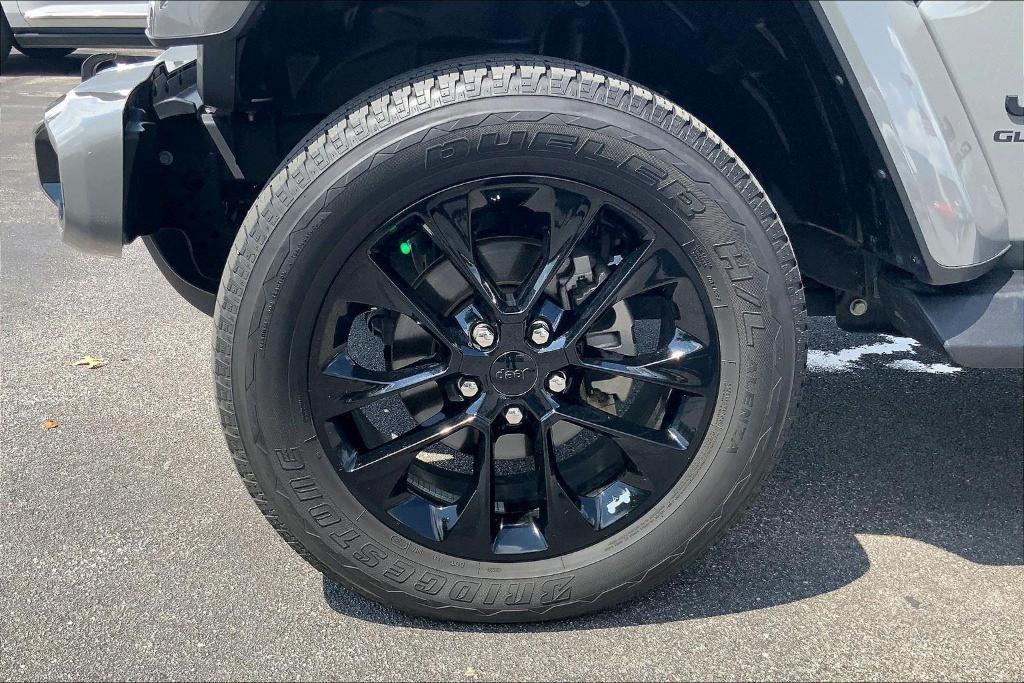 used 2022 Jeep Gladiator car, priced at $33,500