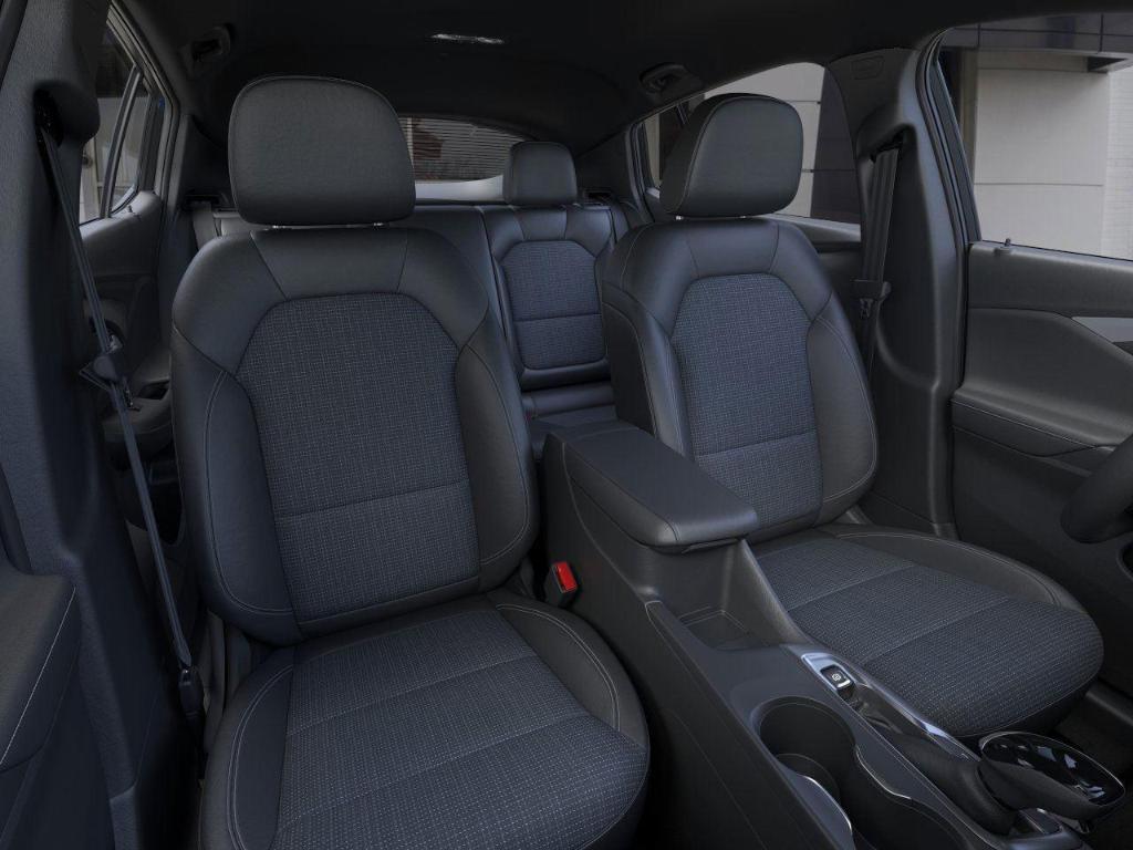 new 2025 Buick Envista car, priced at $23,525