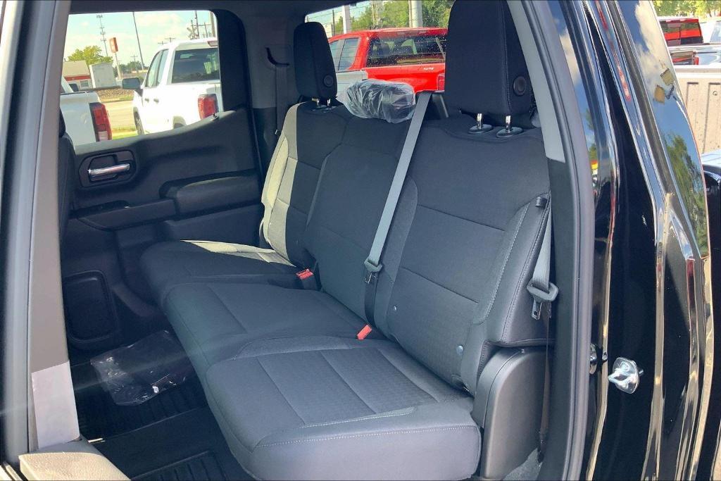 new 2026 GMC Sierra 1500 car, priced at $41,890
