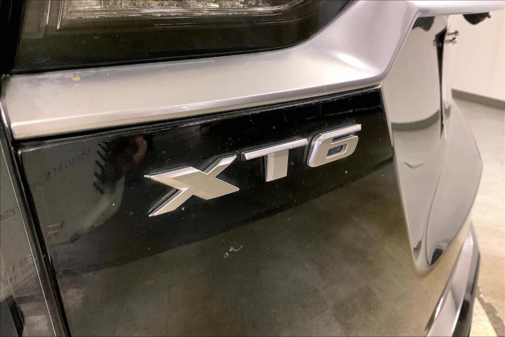 used 2024 Cadillac XT6 car, priced at $40,000