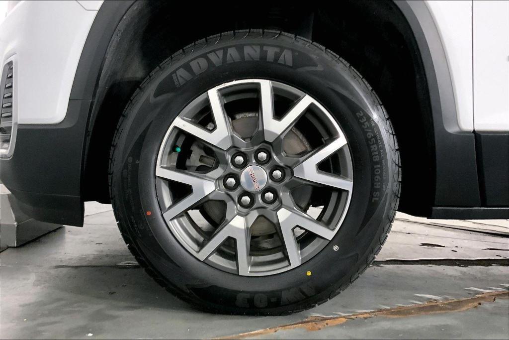 used 2023 GMC Acadia car, priced at $26,000
