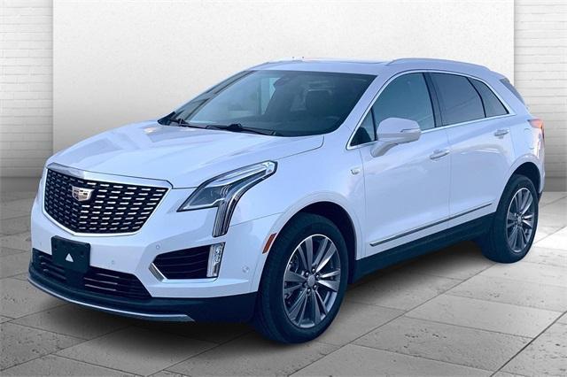 used 2022 Cadillac XT5 car, priced at $37,800