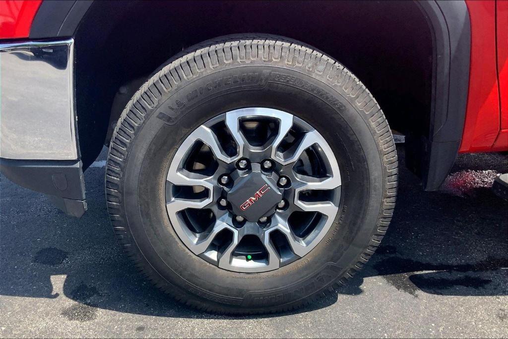 used 2022 GMC Sierra 2500 car, priced at $44,500