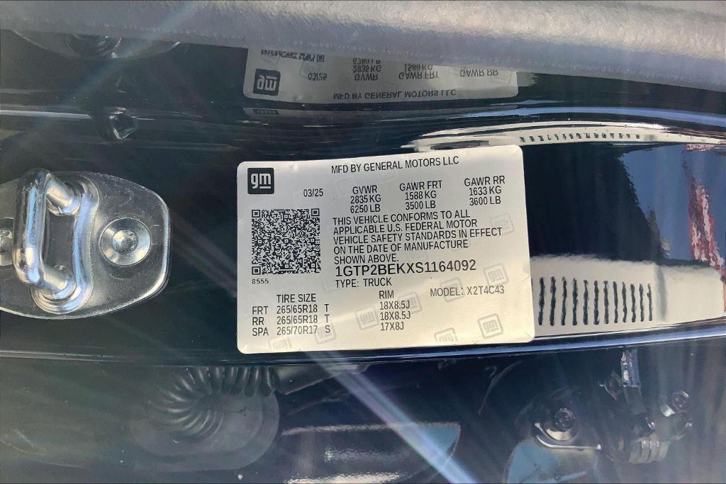 new 2025 GMC Canyon car, priced at $41,985