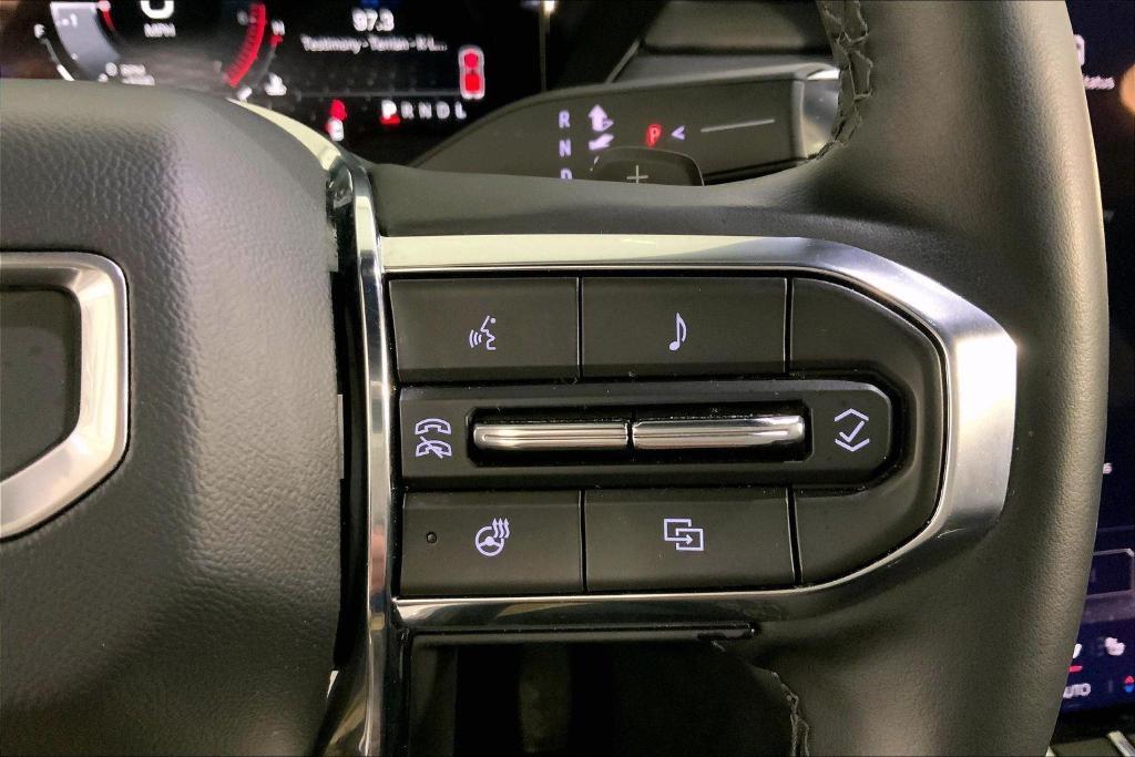 used 2025 GMC Acadia car, priced at $30,500