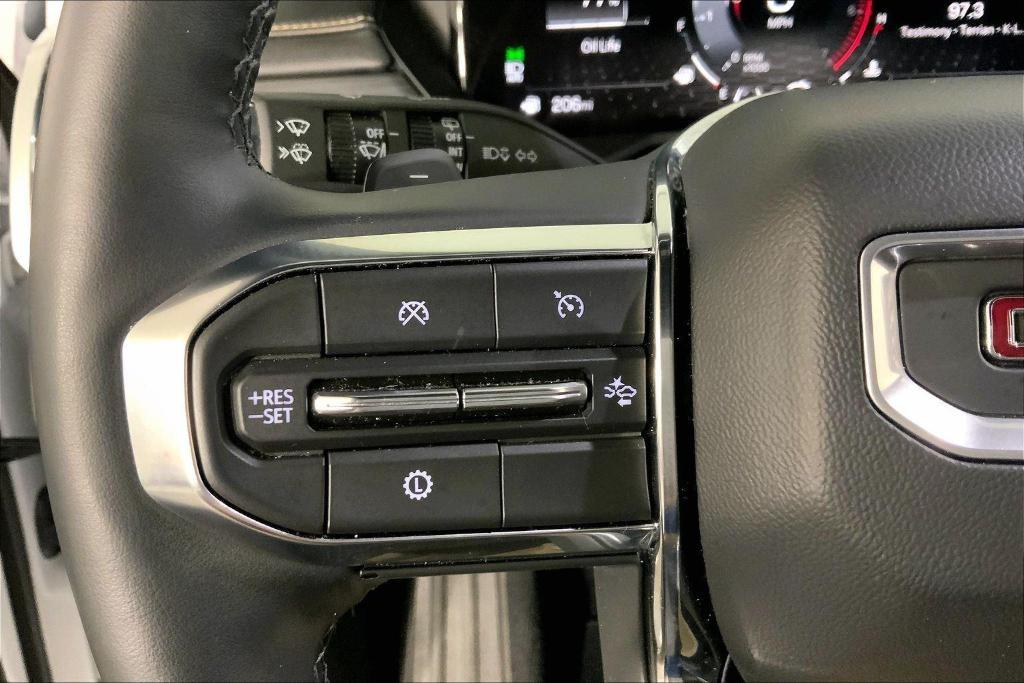 used 2025 GMC Acadia car, priced at $30,500