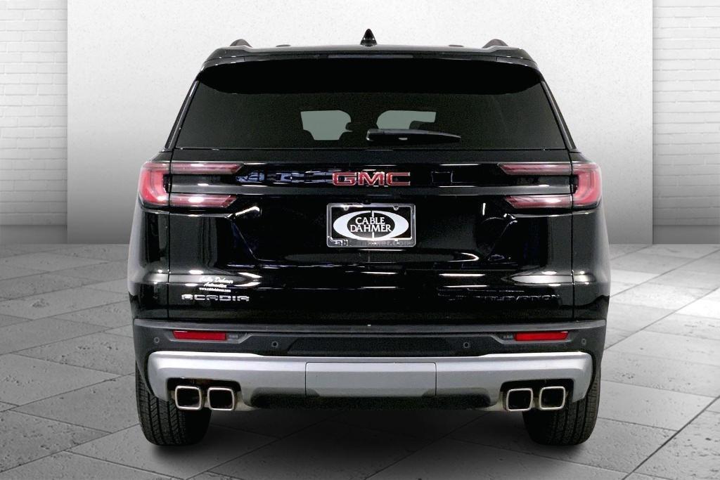 used 2025 GMC Acadia car, priced at $34,000