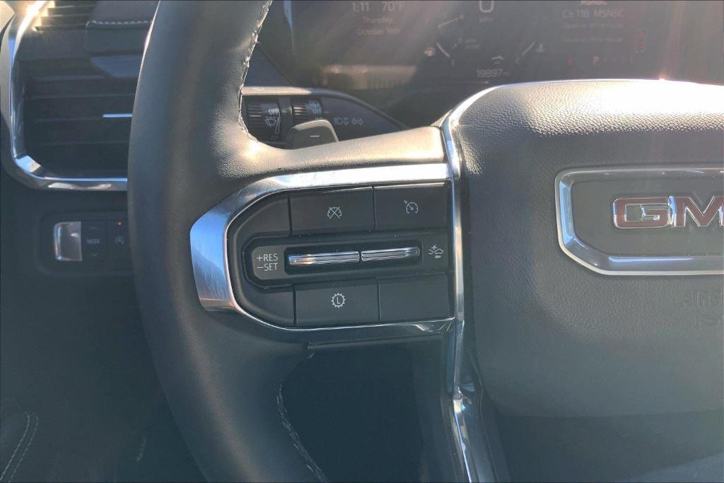 used 2025 GMC Acadia car, priced at $34,000