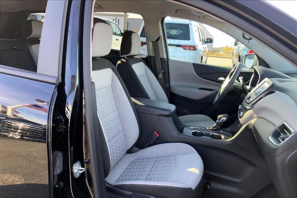 used 2023 Chevrolet Equinox car, priced at $19,000