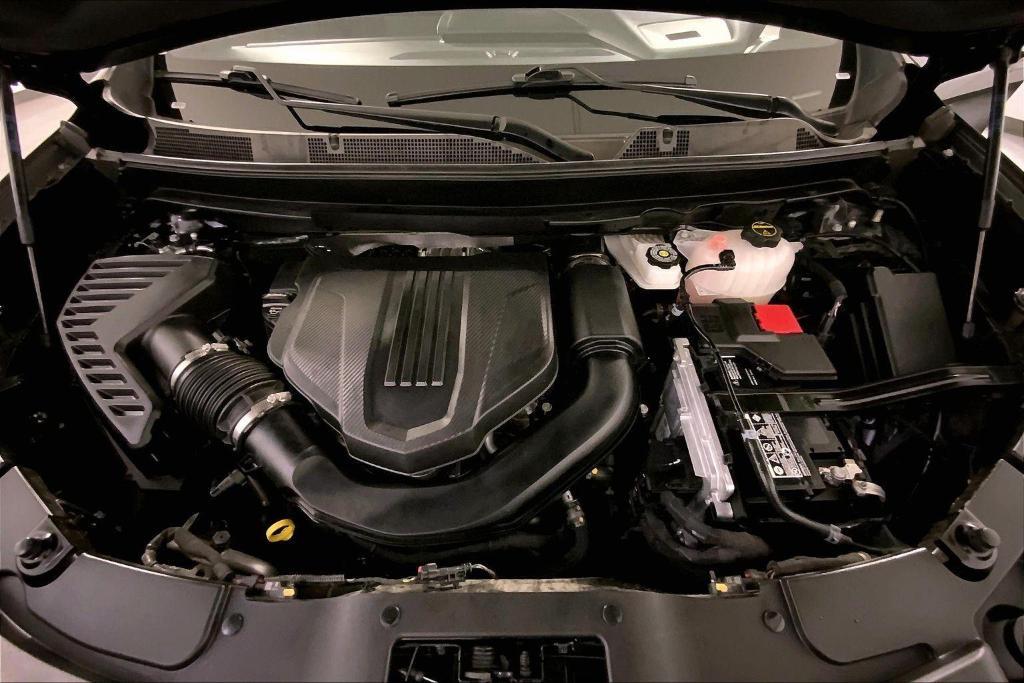 used 2025 GMC Acadia car, priced at $31,500