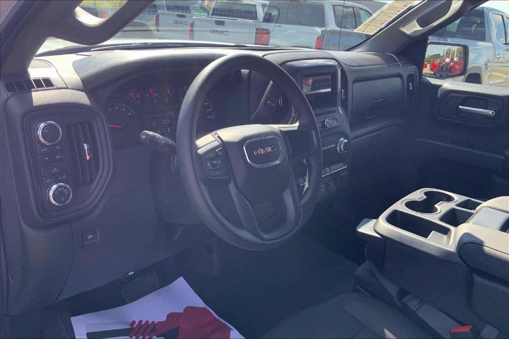 new 2026 GMC Sierra 1500 car, priced at $41,395