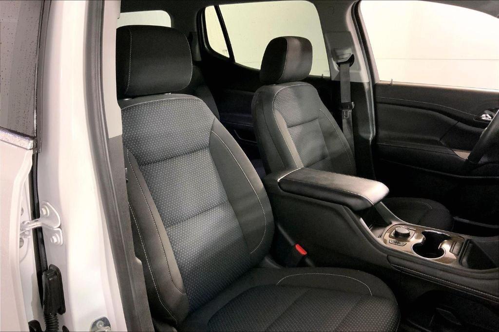 used 2023 GMC Acadia car, priced at $28,000