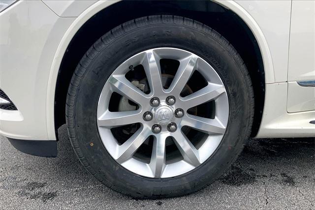 used 2014 Buick Enclave car, priced at $9,000