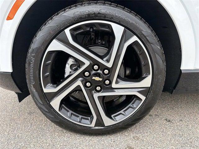 new 2026 Chevrolet Equinox EV car, priced at $43,895