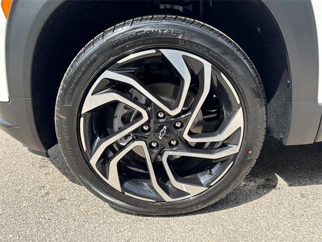 new 2025 Chevrolet TrailBlazer car, priced at $34,075