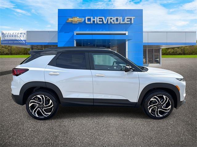 new 2025 Chevrolet TrailBlazer car, priced at $34,075