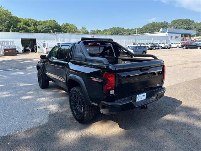 new 2025 Chevrolet Colorado car
