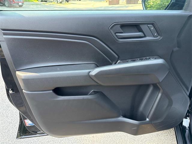new 2025 Chevrolet Colorado car